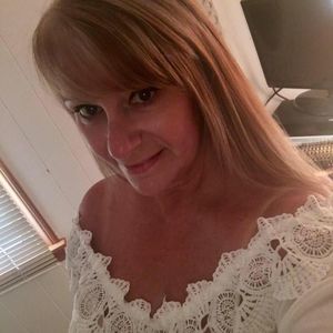 Meet your Posher, Pam